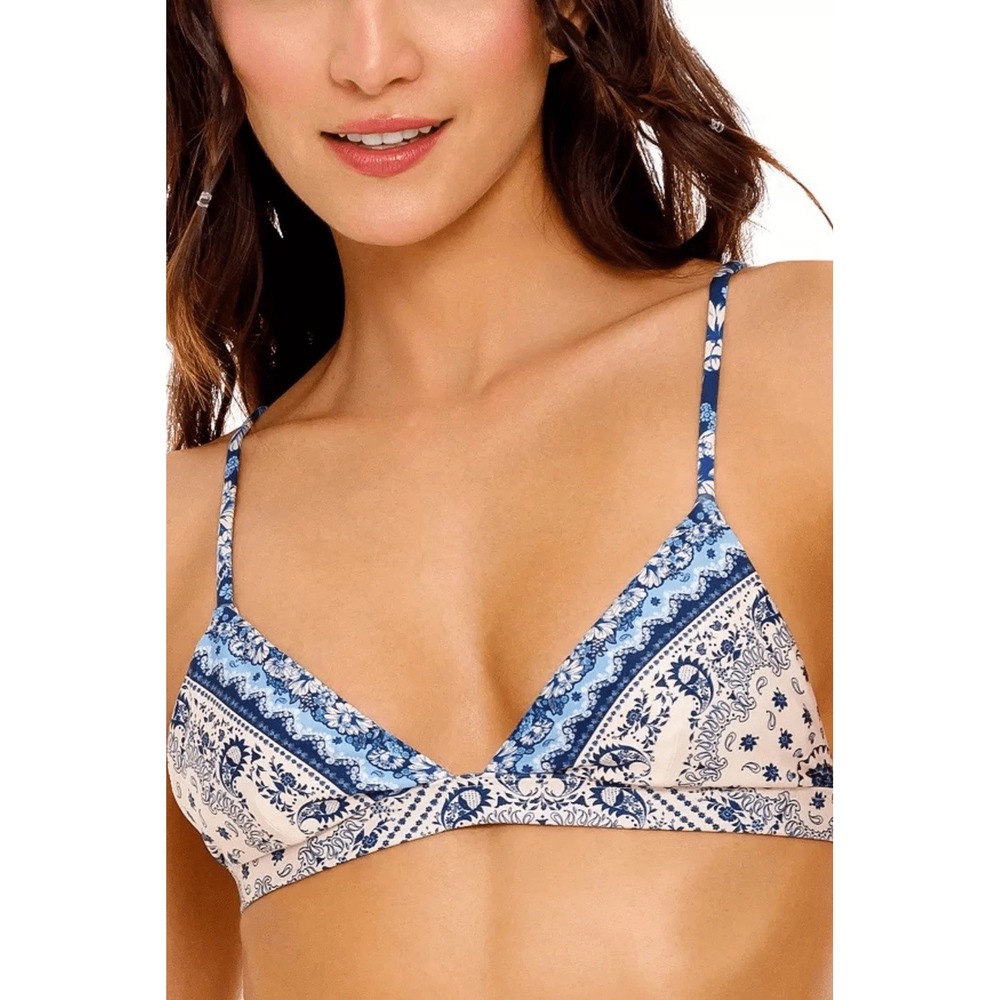 Agua Bendita Lisa Atma Printed Bikini Top Blue & Beige Paisley Bandana Print M